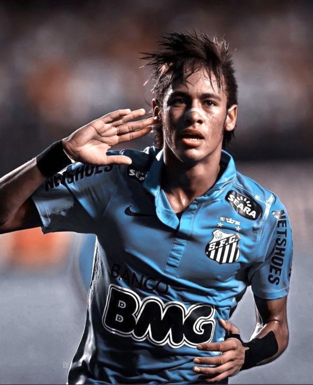 展现出了压 展现出了压